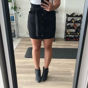 Suede black belted skirt